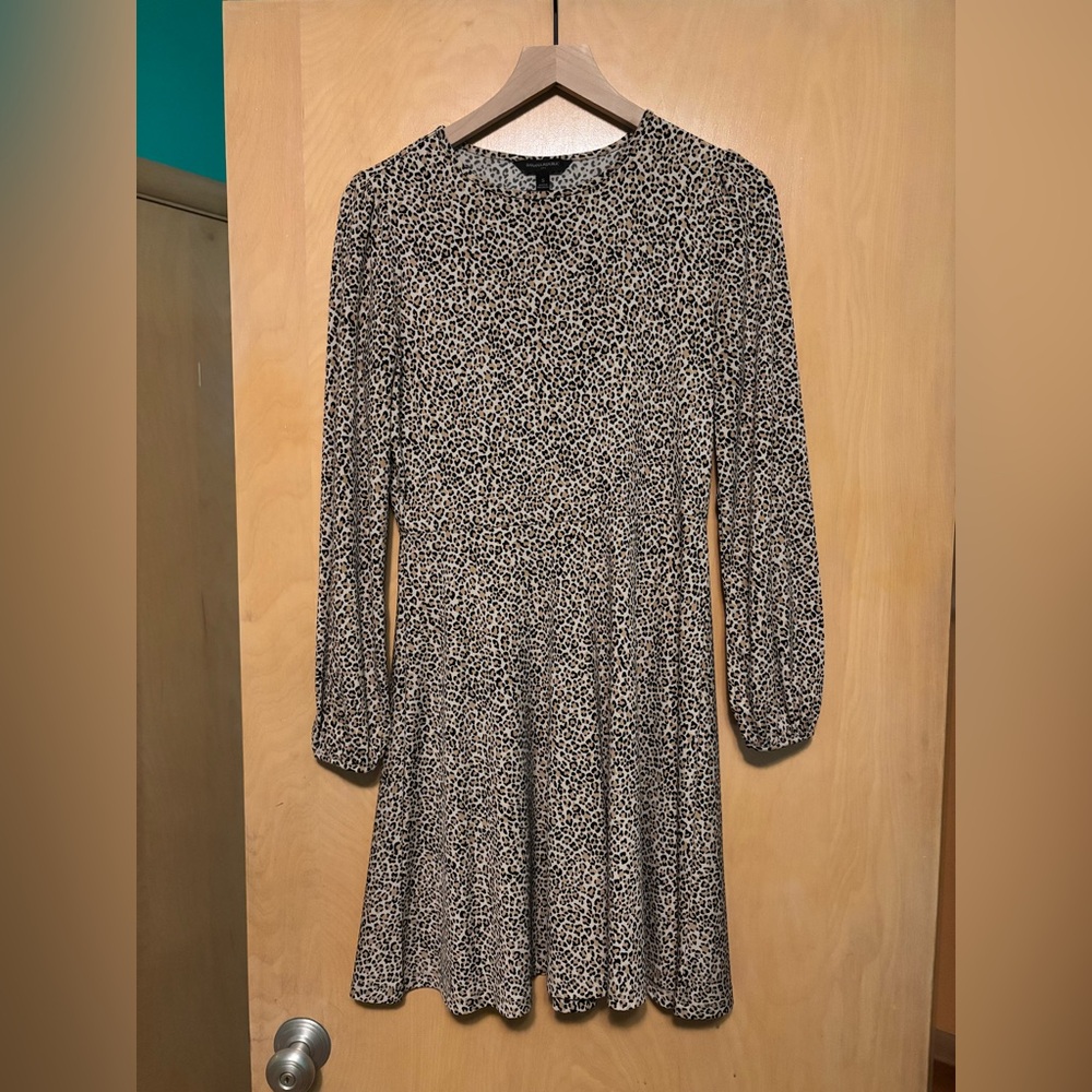 Banana Republic Leopard Print Long Sleeve Dress 🤎🖤
